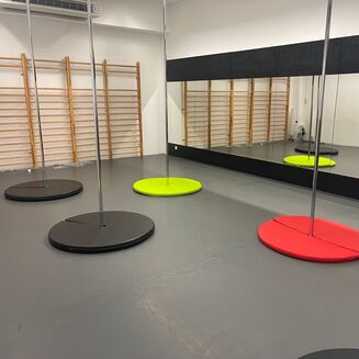 Matrace na pole dance 5 cm – odolná, snadno čistitelná, barevná a praktická - 17